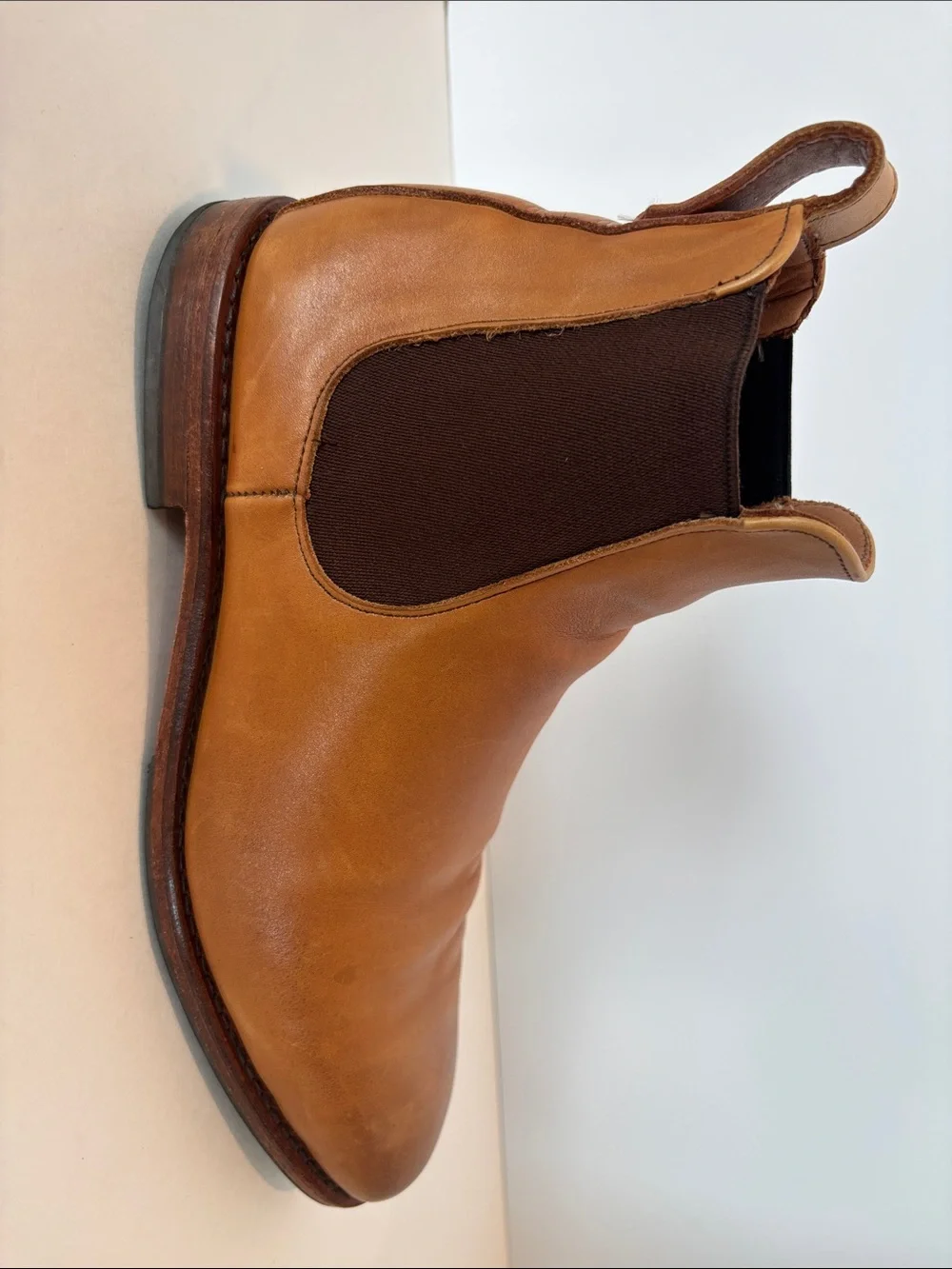 Men's Allen Edmonds Liverpool Chelsea Style Boots in Tan Leather Size 8.5E